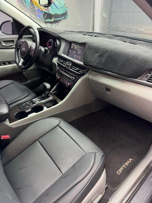 Kia Optima - Thumbnail 4
