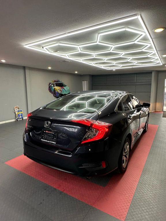 Honda Civic - Thumbnail 12