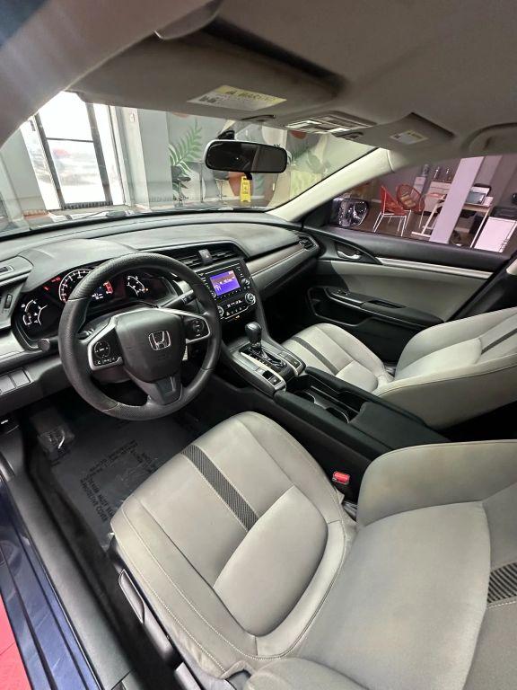 Honda Civic - Thumbnail 17