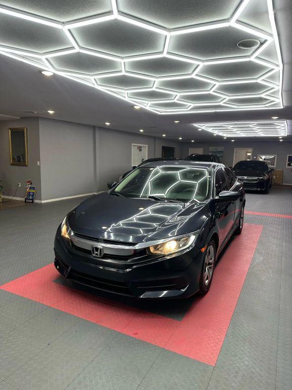 Honda Civic - Thumbnail 8