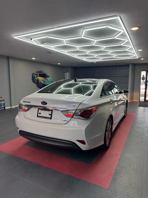 Hyundai Sonata - Thumbnail 16