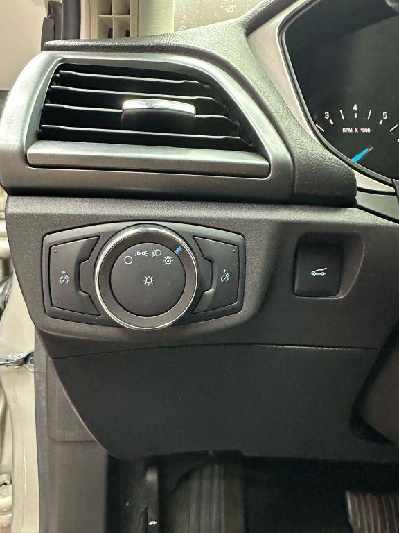 Ford Fusion - Thumbnail 19