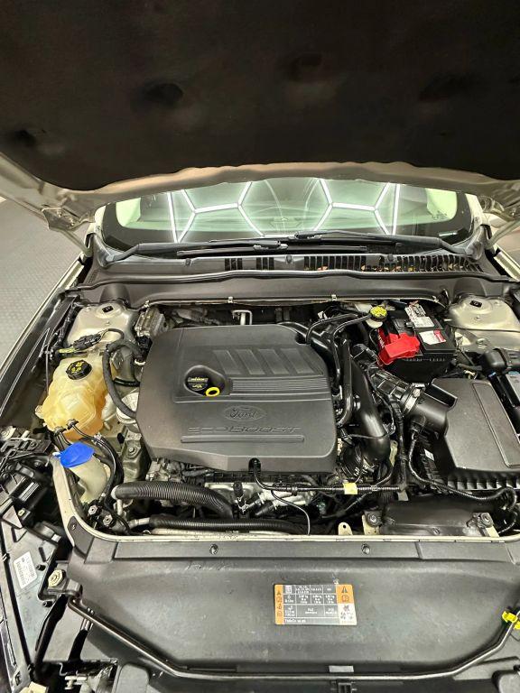 Ford Fusion - Thumbnail 2