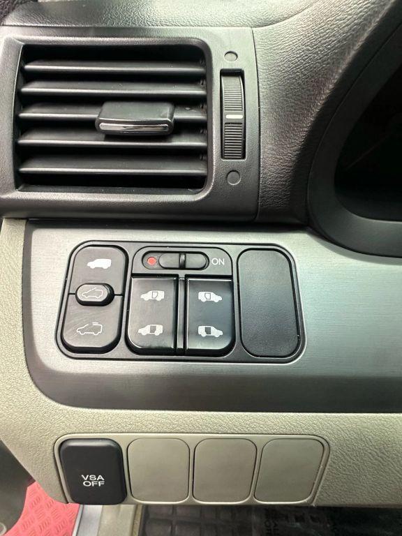 Honda Odyssey - Thumbnail 17