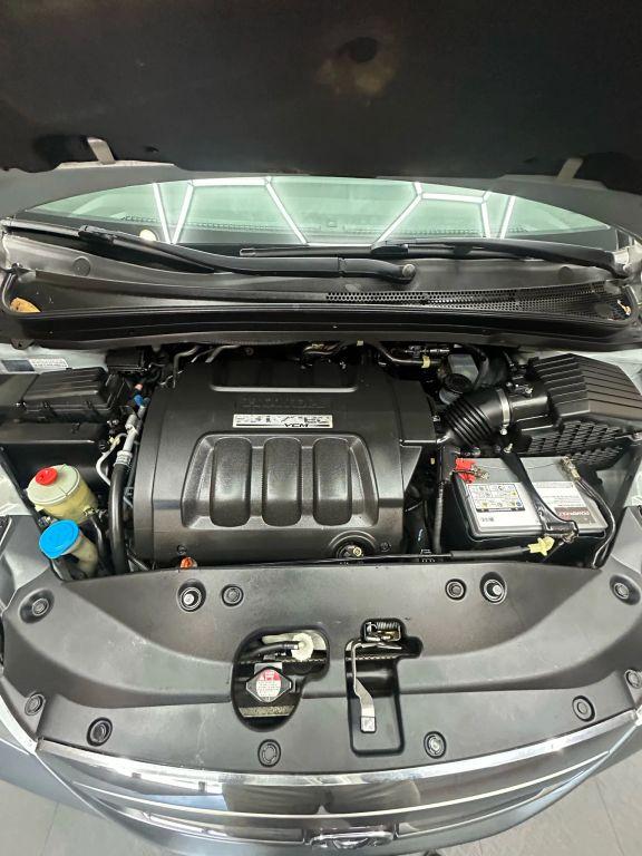 Honda Odyssey - Thumbnail 2