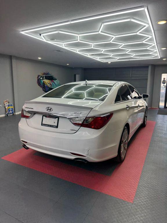 Hyundai Sonata - Thumbnail 13