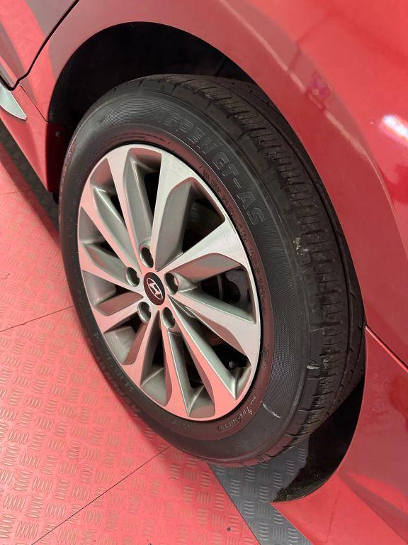 Hyundai Sonata - Thumbnail 6