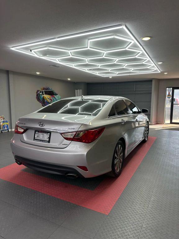 Hyundai Sonata - Thumbnail 13