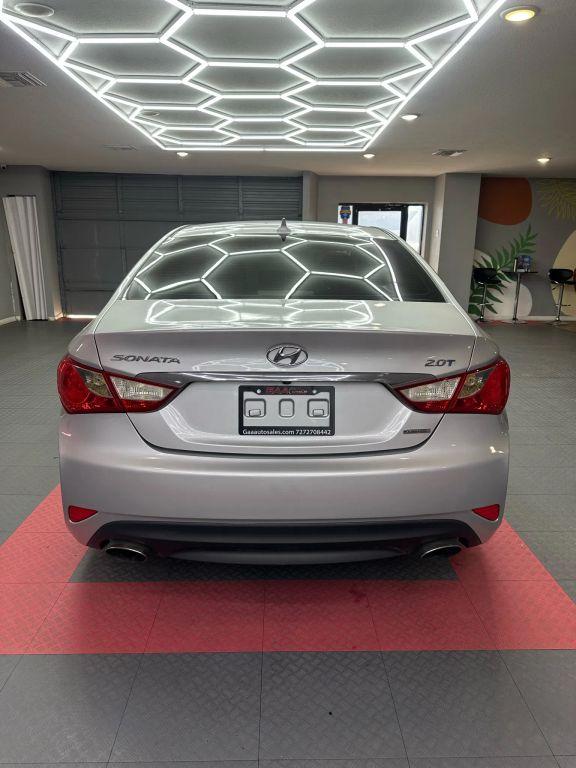 Hyundai Sonata - Thumbnail 12