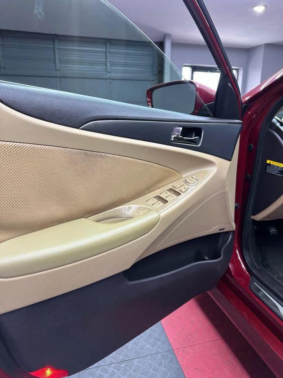 Hyundai Sonata - Thumbnail 10