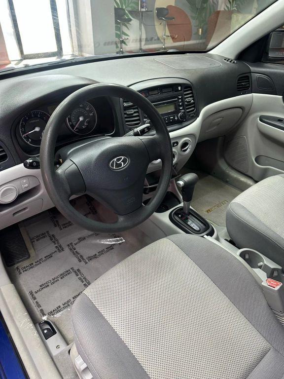 Hyundai Accent - Thumbnail 18