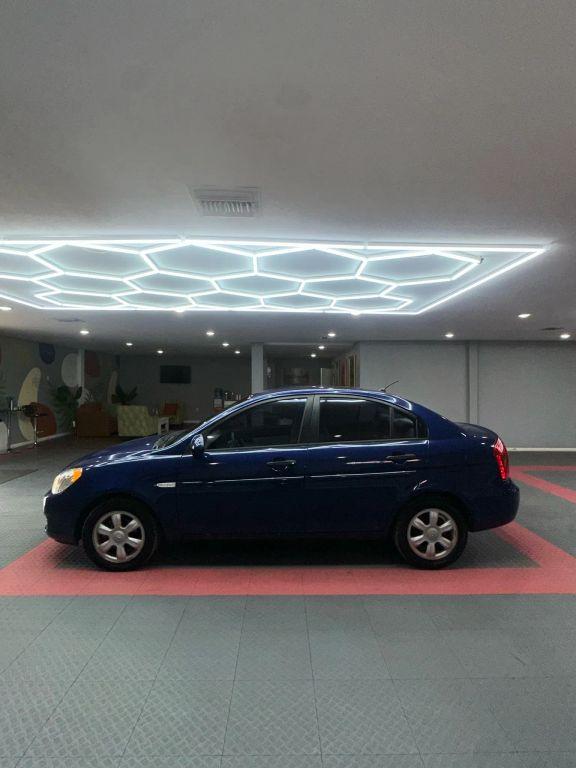 Hyundai Accent - Thumbnail 9