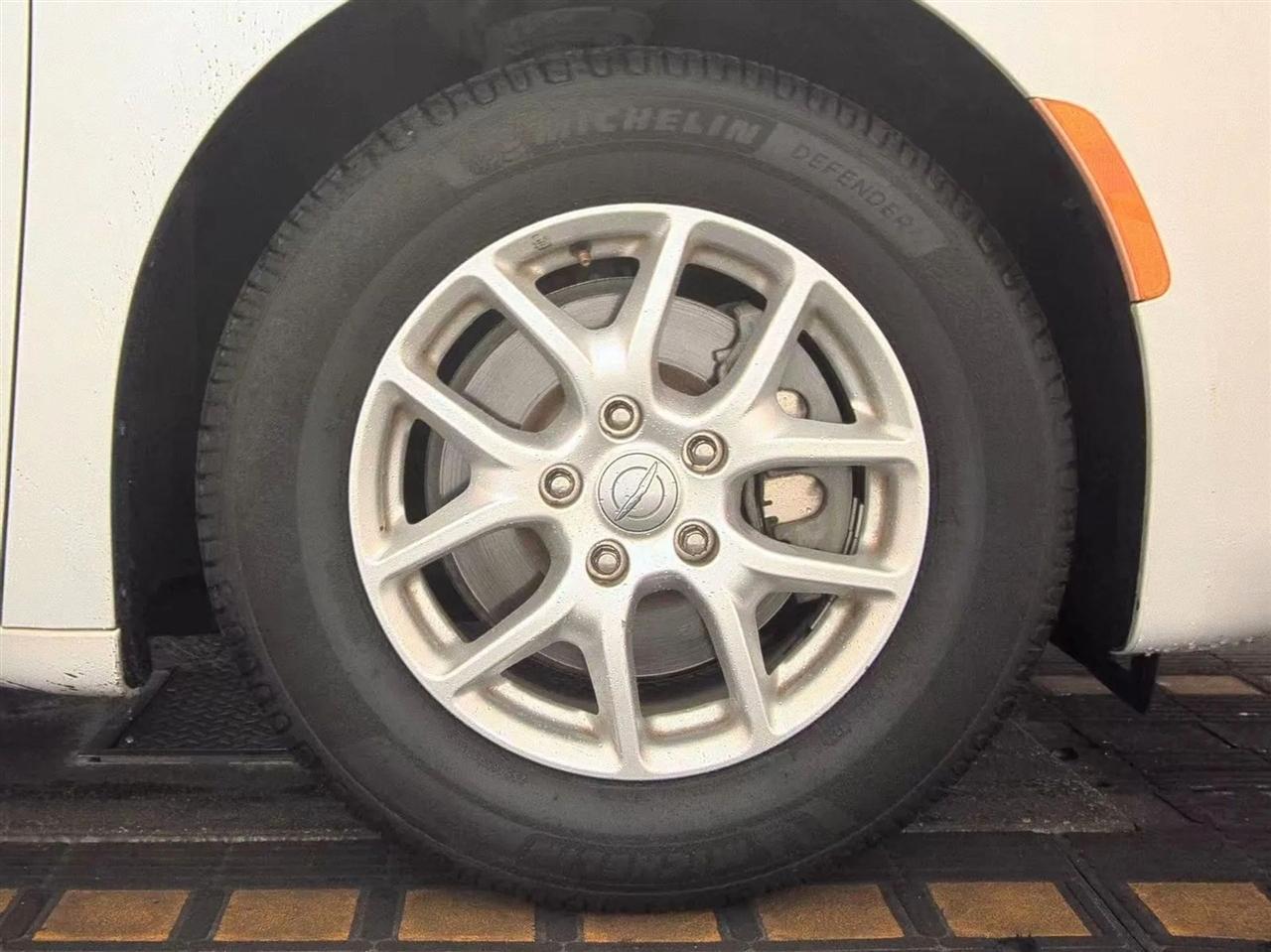 Chrysler Voyagerlxi Fwd - Thumbnail 10