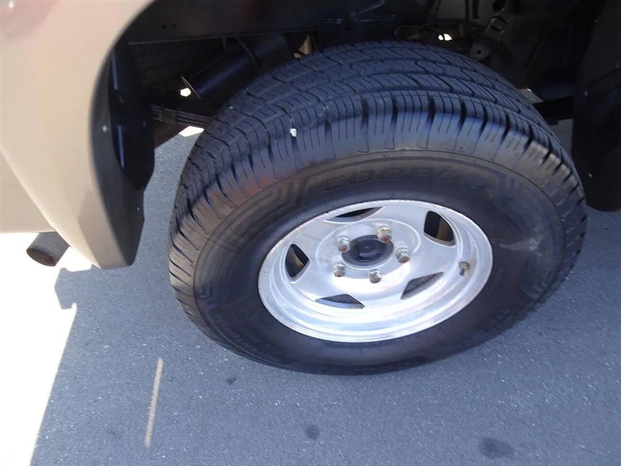 Dodge Dakota4Dr Quad Cab 131 Slt - Thumbnail 10