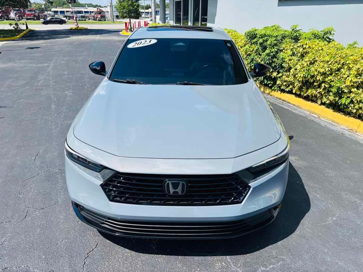 Honda Accord Hybrid Sport-L - Thumbnail 4