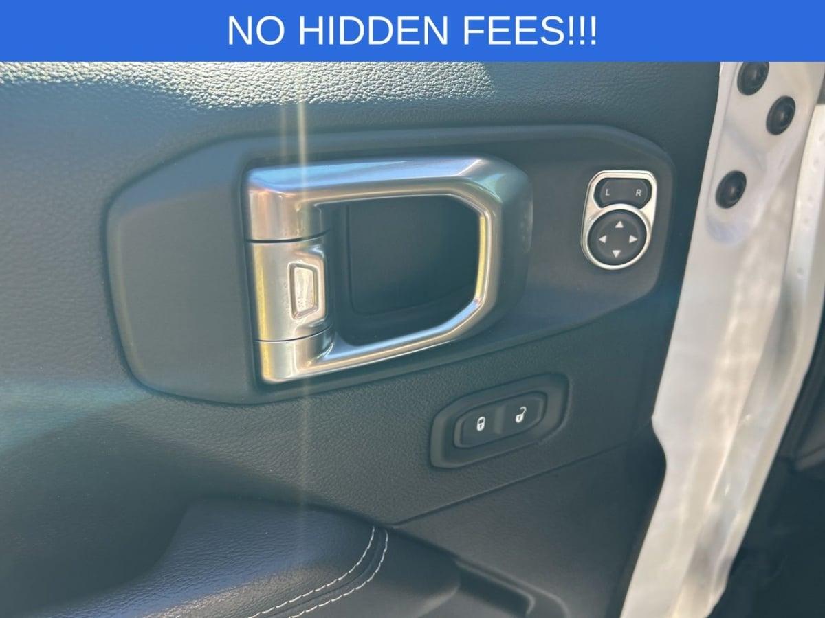 Jeep Wrangler Unlimited Sahara - Thumbnail 19