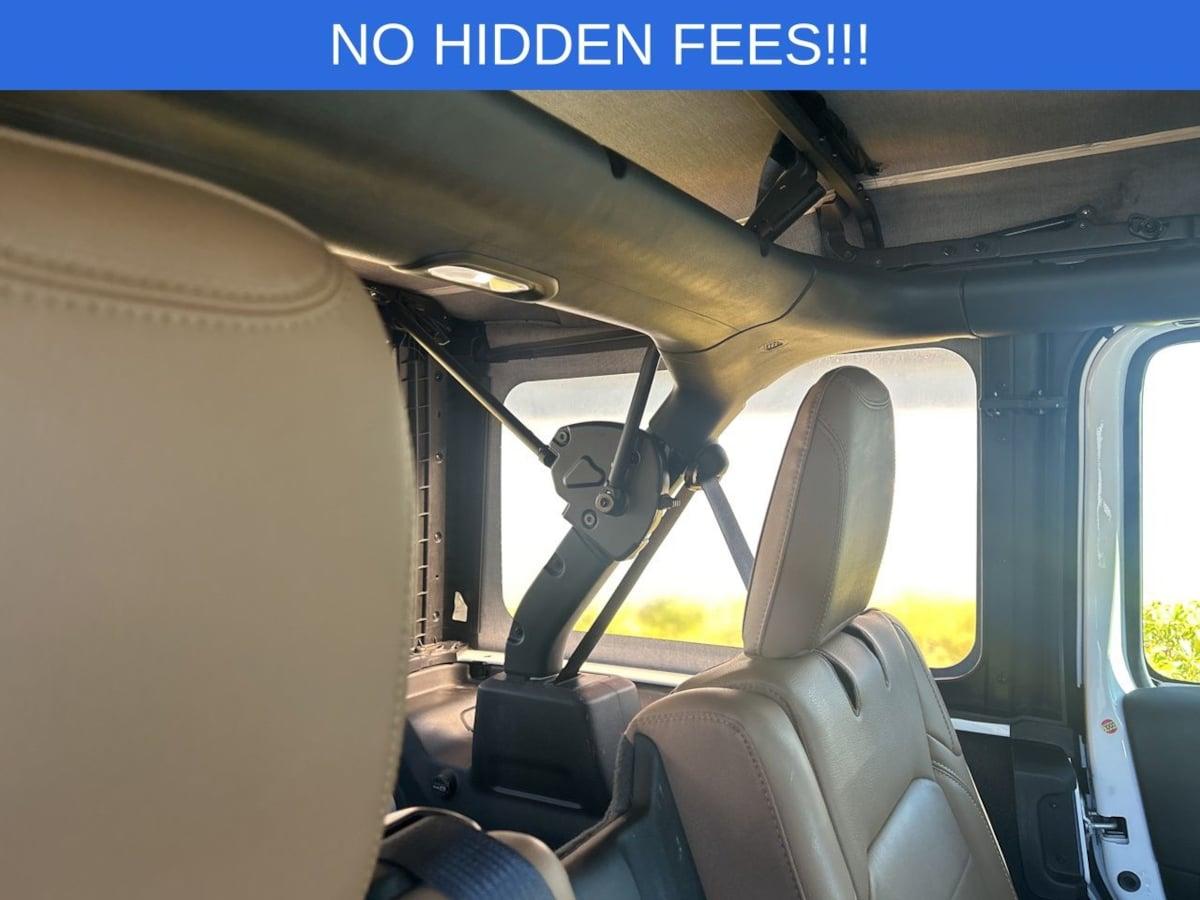 Jeep Wrangler Unlimited Sahara - Thumbnail 13