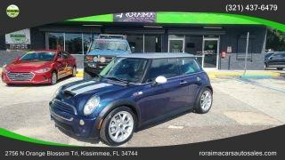 Chrysler Town & Country - Thumbnail 2