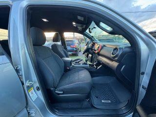 Toyota Tacoma Double Cab - Thumbnail 4