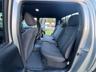 Toyota Tacoma Double Cab - Thumbnail 15