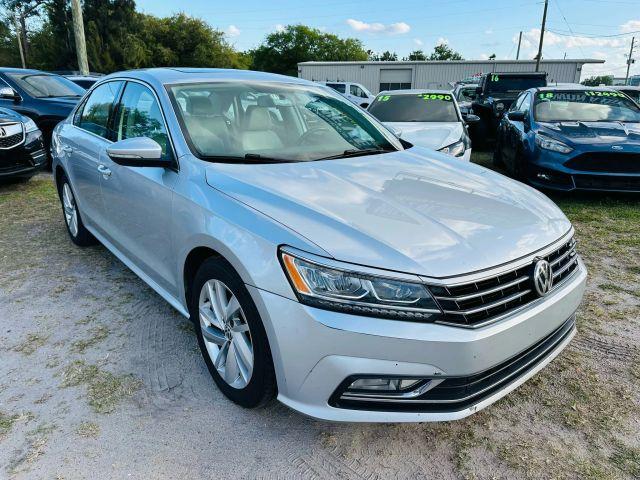 Volkswagen Passat - View 1