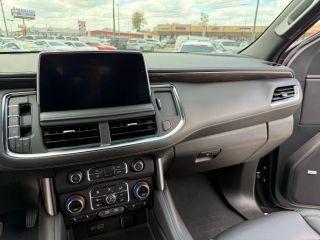 Chevrolet Suburban - Thumbnail 2