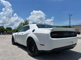 Dodge Challenger - Thumbnail 6