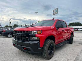 Chevrolet Silverado 1500 Crew Cab - Thumbnail 4