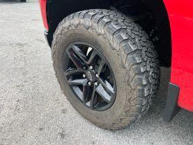 Chevrolet Silverado 1500 Crew Cab - Thumbnail 16