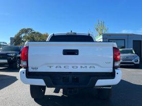 Toyota Tacoma Double Cab - Thumbnail 7
