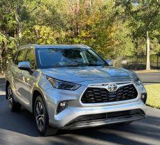 Toyota Highlander - Thumbnail 2