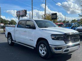 Ram 1500 Crew Cab - Thumbnail 2