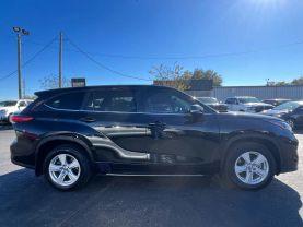 Toyota Highlander - Thumbnail 9