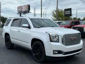 Gmc Yukon - Thumbnail 2
