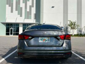 Nissan Altima - Thumbnail 6