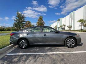 Nissan Altima - Thumbnail 8