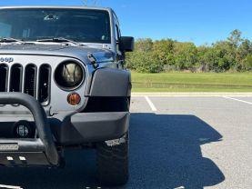 Jeep Wrangler - Thumbnail 15