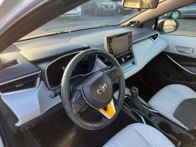 Toyota Corolla Hatchback - Thumbnail 11