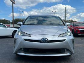 Toyota Prius - Thumbnail 3