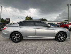 Honda Accord - Thumbnail 9