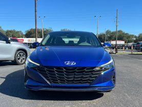 Hyundai Elantra - Thumbnail 3