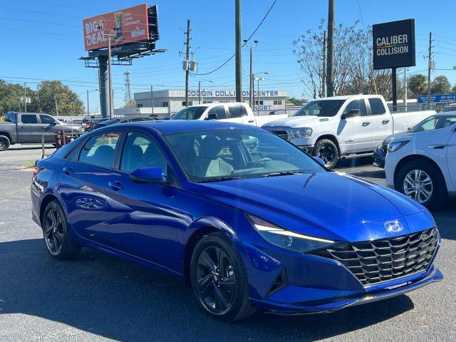 Hyundai Elantra - View 1