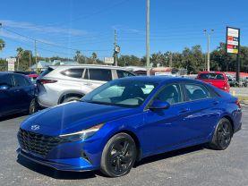 Hyundai Elantra - Thumbnail 4