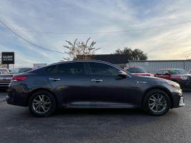 Kia Optima - Thumbnail 9