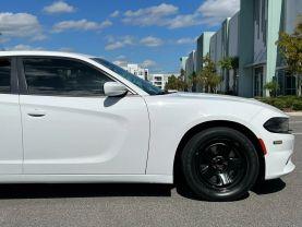 Dodge Charger - Thumbnail 13