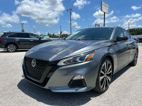 Nissan Altima - Thumbnail 4