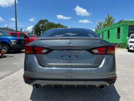 Nissan Altima - Thumbnail 7