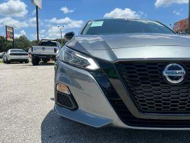 Nissan Altima - Thumbnail 10