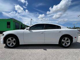 Dodge Charger - Thumbnail 5