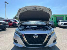 Nissan Altima - Thumbnail 18